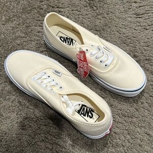 Cream authentic Vans